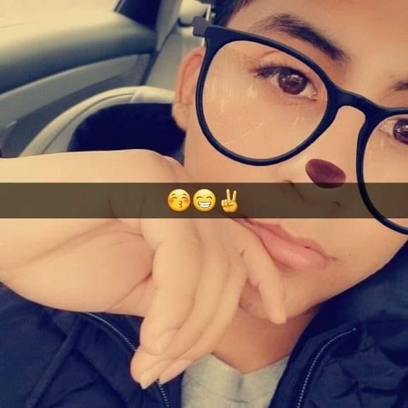 Meet your Posher, Enrique - Picture 1 of 1